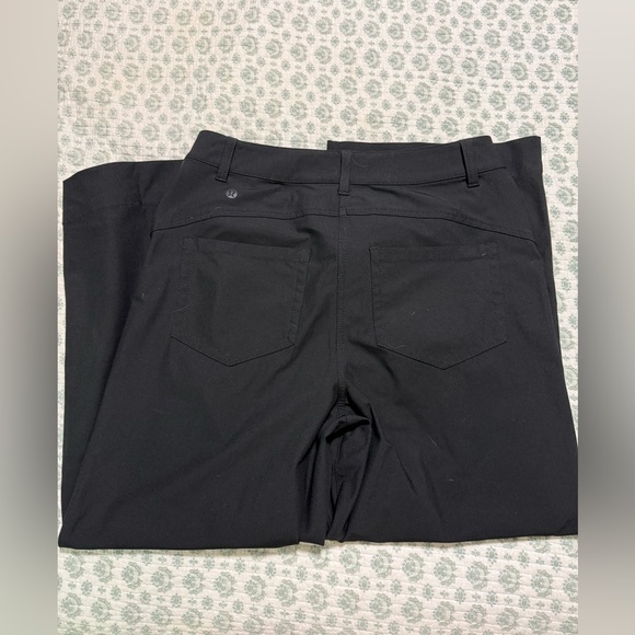 Lululemon Women's City Sleek Wide Leg Utilitech Cropped Pants Size 29 Black - Picture 3 of 5